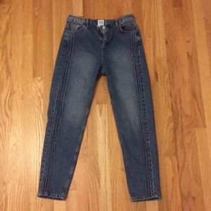BDG Mom Pintucked Jean - Medium Wash